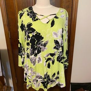 🌺 Ruby Rd. Lime Green Floral Top